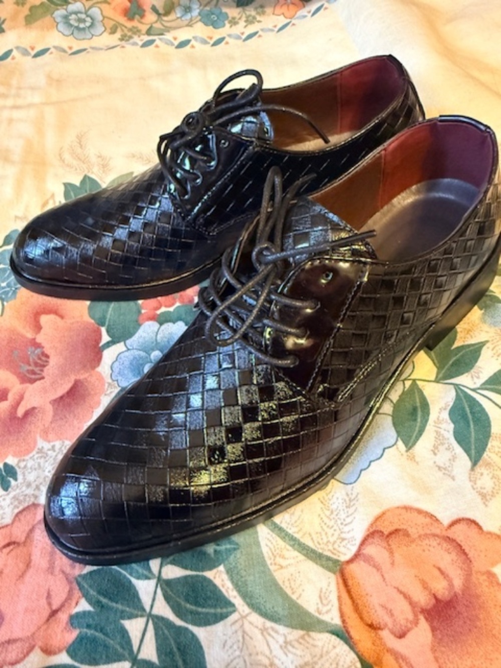 Mens Textured dress shoes